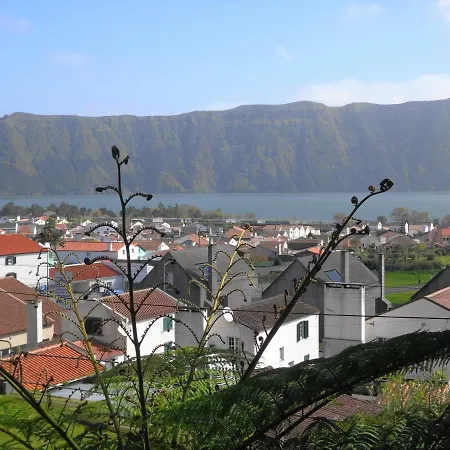 Lagoon's House * Sete Cidades